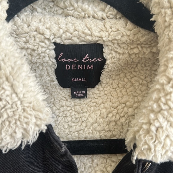 Love Tree Denim Floral Embroidered Black Jacket - Picture 5 of 5